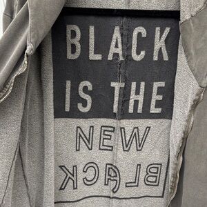 UNISONO Italy ladies gray cotton full zipper BLACK IS THE NEW BLACK hood jacket